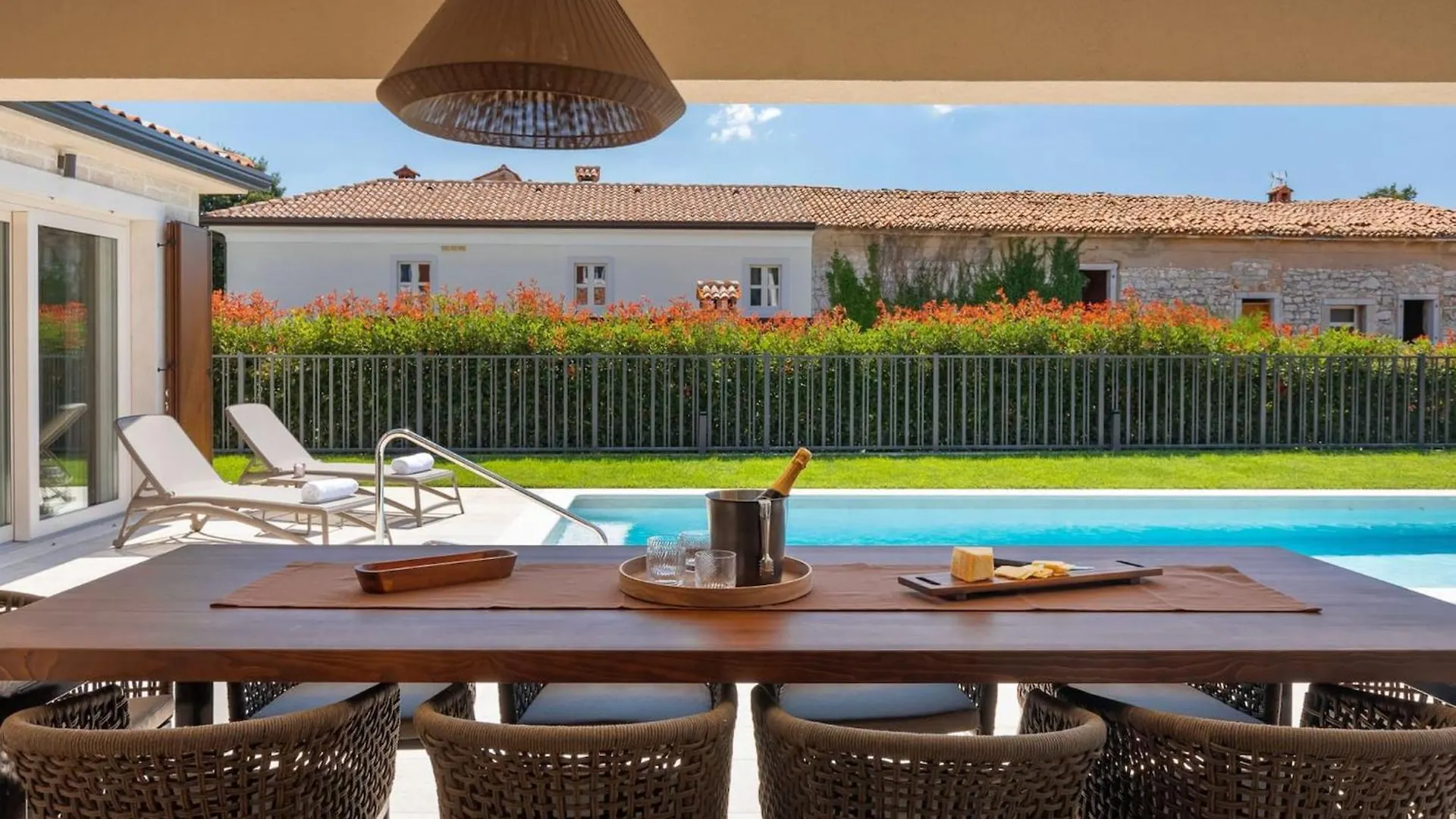 Modern Villa Blagdan With Pool In Porec Nova Vas  Nova Vas (Porec)